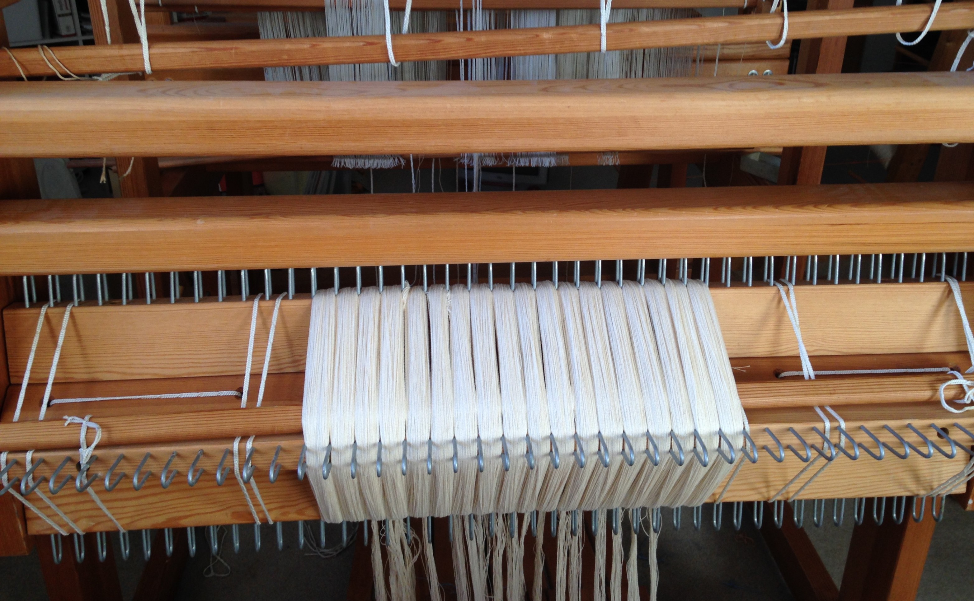 Herringbone Twill: Warp on loom and ready to be threaded. 